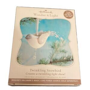 Hallmark 2010 Wonder And Light Twinkling Snowbird Creates A Twinkling Light Show
